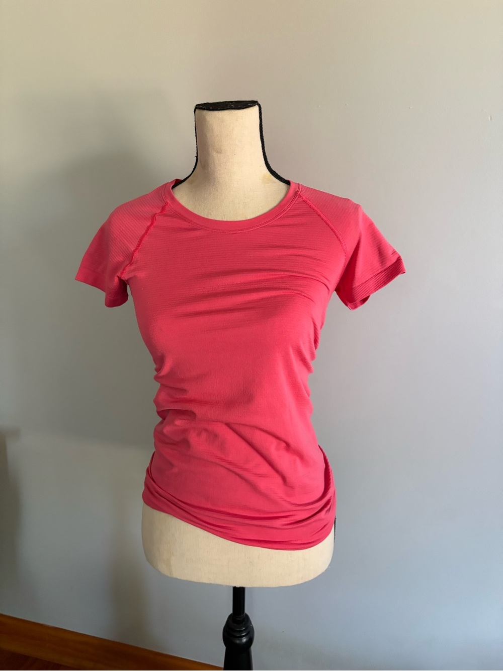 Women's Short Sleeve Athletic lululemon swiftly Pink